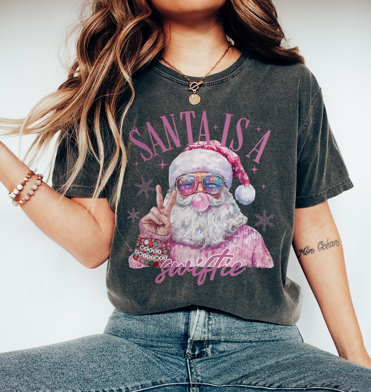 Santa is a Swiftie shirt Merry Swiftmas, Retro Santa Christmas Blowing Bubble Sweatshirt, Funny Santa With Sunglasses Xmas,Vintage Merry Christmas Shirt,Pink Santa Christmas Tshirts