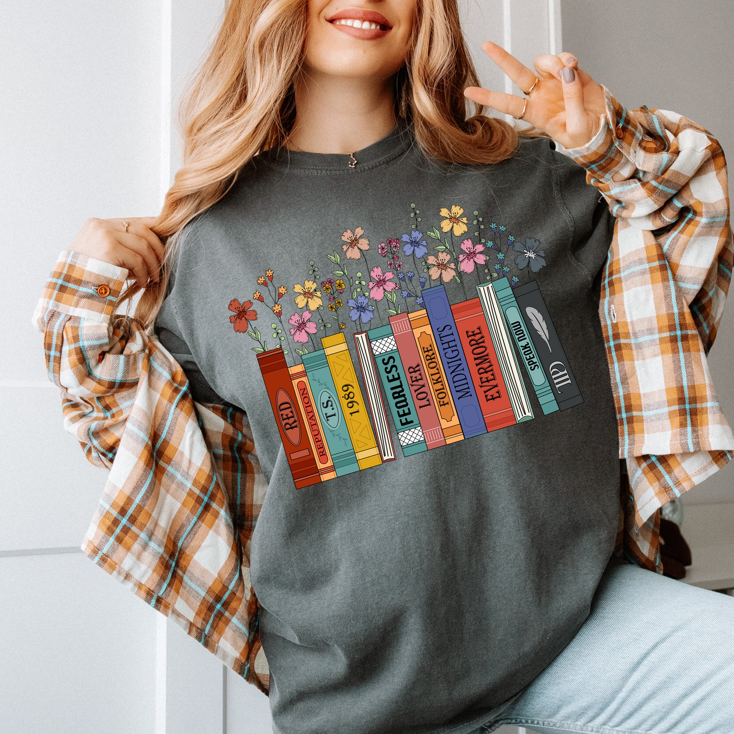 Taylor Albums As Books Sweatshirt with the Last Album, Trendy TTPD Sweatshirt Aesthetic For Book Lovers Bookish 1989 Music, Folk Music Hoodie, Rock Music Sweatshirt country music